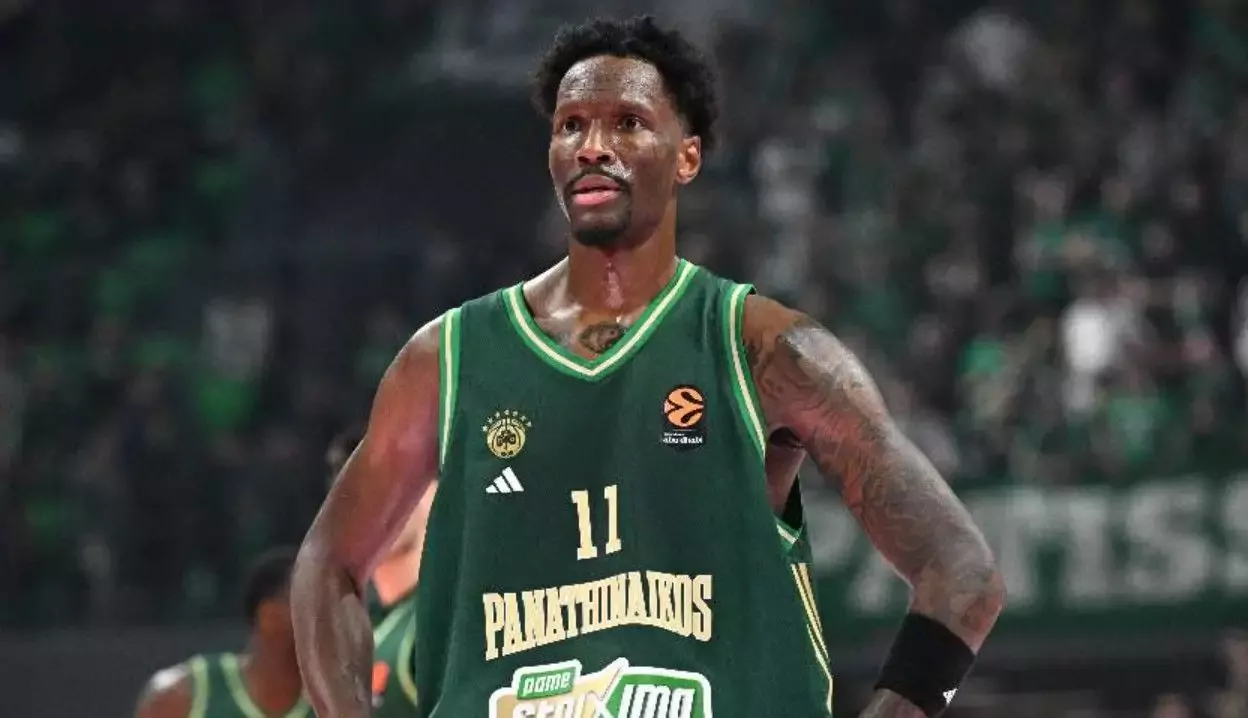 Nigel Hayes-Davis