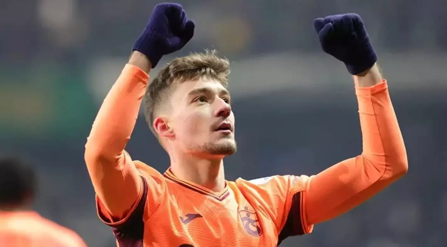 Trabzonspor'un Ernest Muçi için Beşiktaş'a yaptığı ilk teklif ortaya çıktı!  
