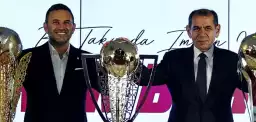Dursun Özbek ve Okan Buruk, "dipte" aldıkları Galatasaray'ı rekorlarla zirveye taşıdı