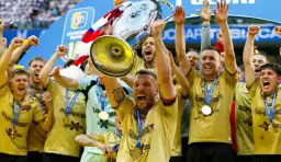 Lukas Podolski'den tarihi son! 40 yaşındaki futbolcunun formasını giydiği Gornik Zabrze, 54 yıl sonra Polonya Kupası'nı kazandı