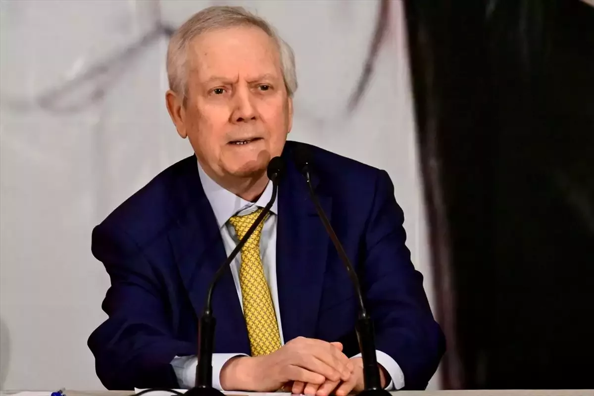 Aziz Yıldırım'dan transfer ve teknik direktör açıklaması! Tarih verdi...