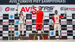Formula 1 pistinde kadın pilot Seda Kaçan rüzgarı!