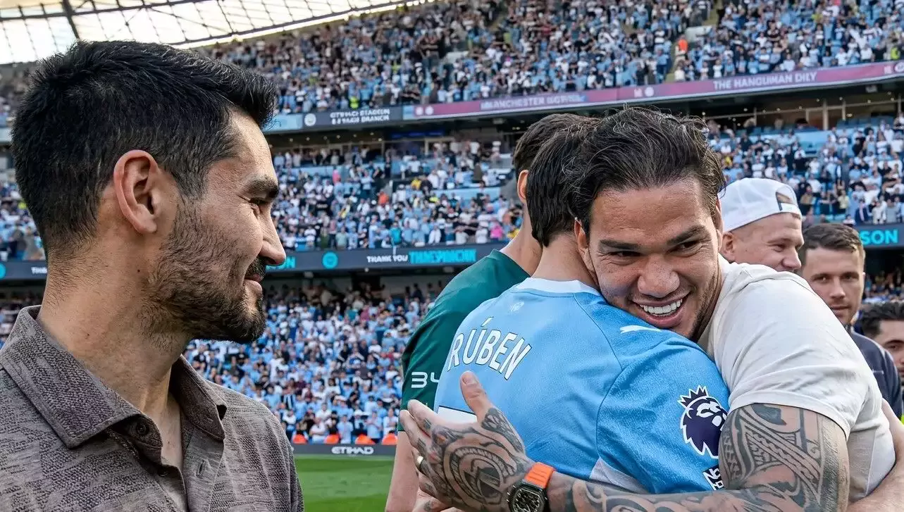 Ederson'dan İlkay Gündoğan'a şok hareket!