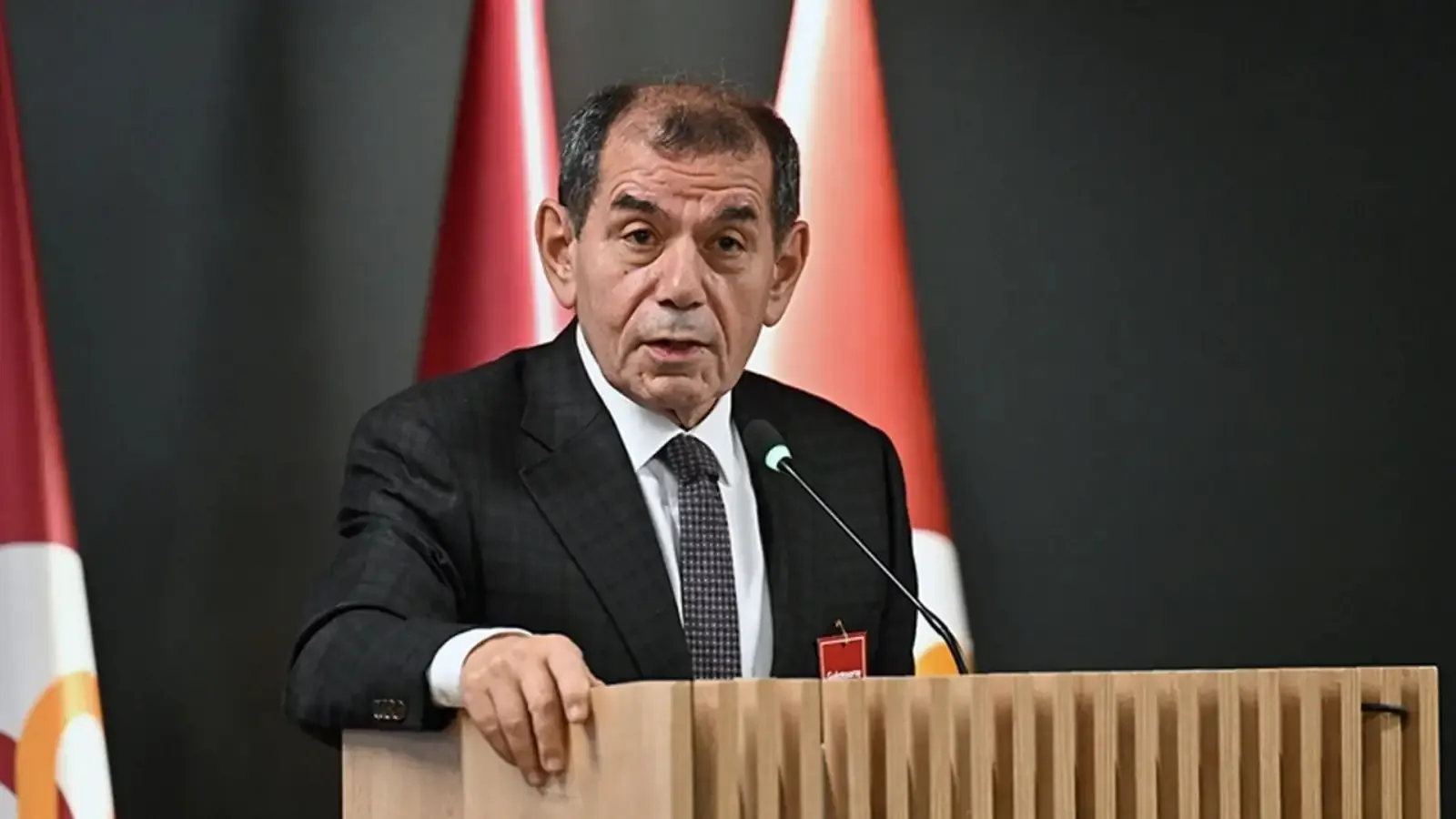 Dursun Özbek’ten şampiyonluk çağrısı: “Kutlamaya davet ediyorum”