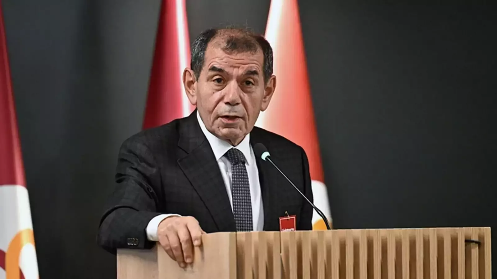 Dursun Özbek’ten şampiyonluk çağrısı: “Kutlamaya davet ediyorum”