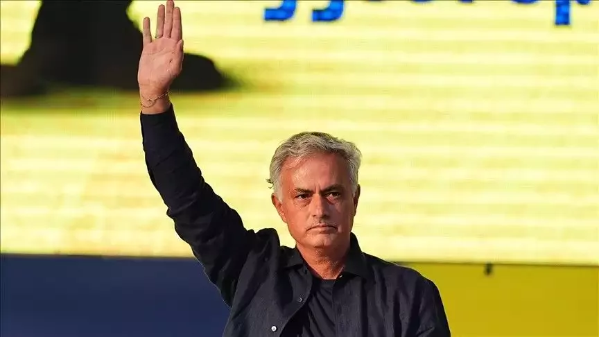 Jose Mourinho'nun geri dönüşü tamamlanmak üzere! 3 yıllık imza