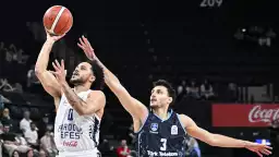 Anadolu Efes, Türk Telekom karşısında seride 1-0 öne geçti!