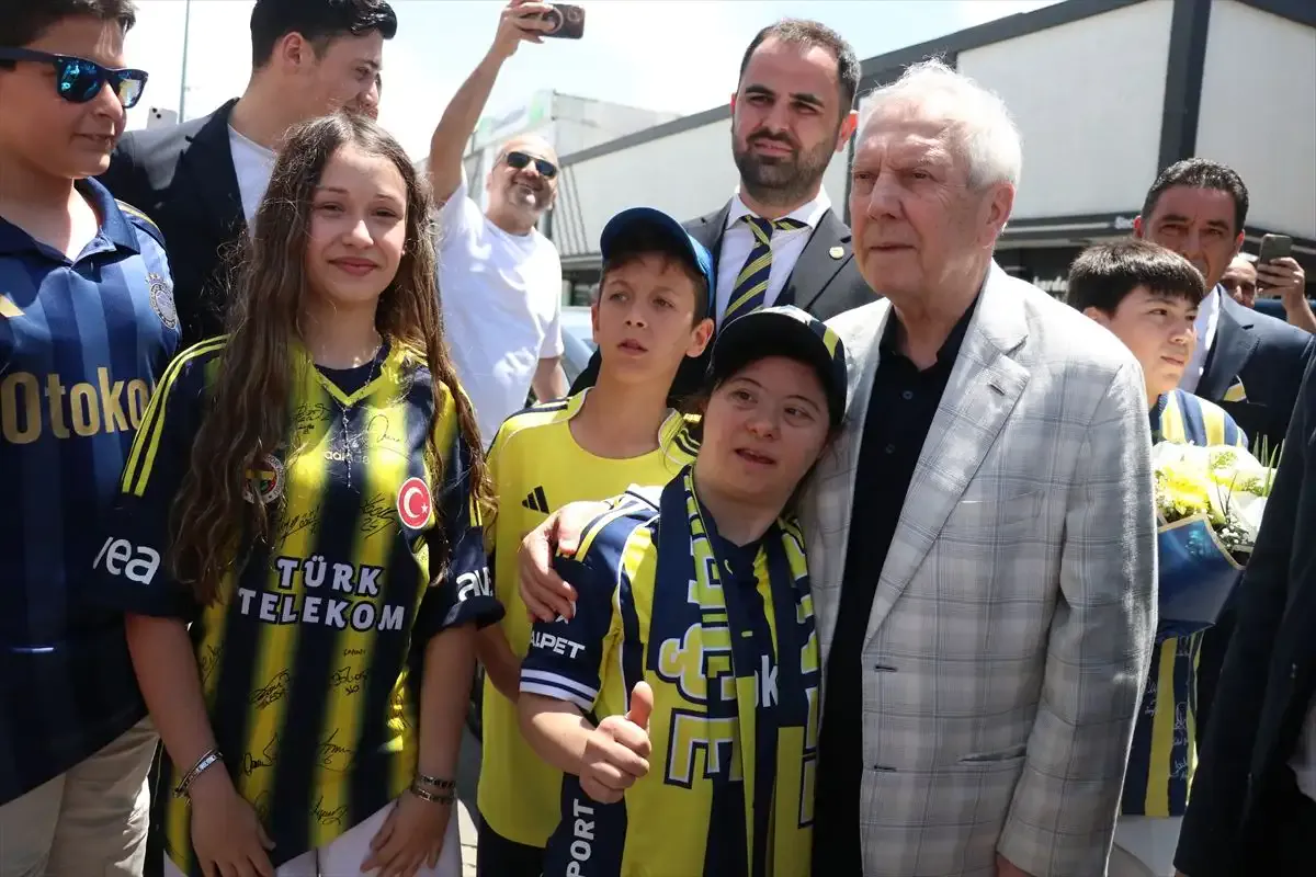 Aziz Yıldırım