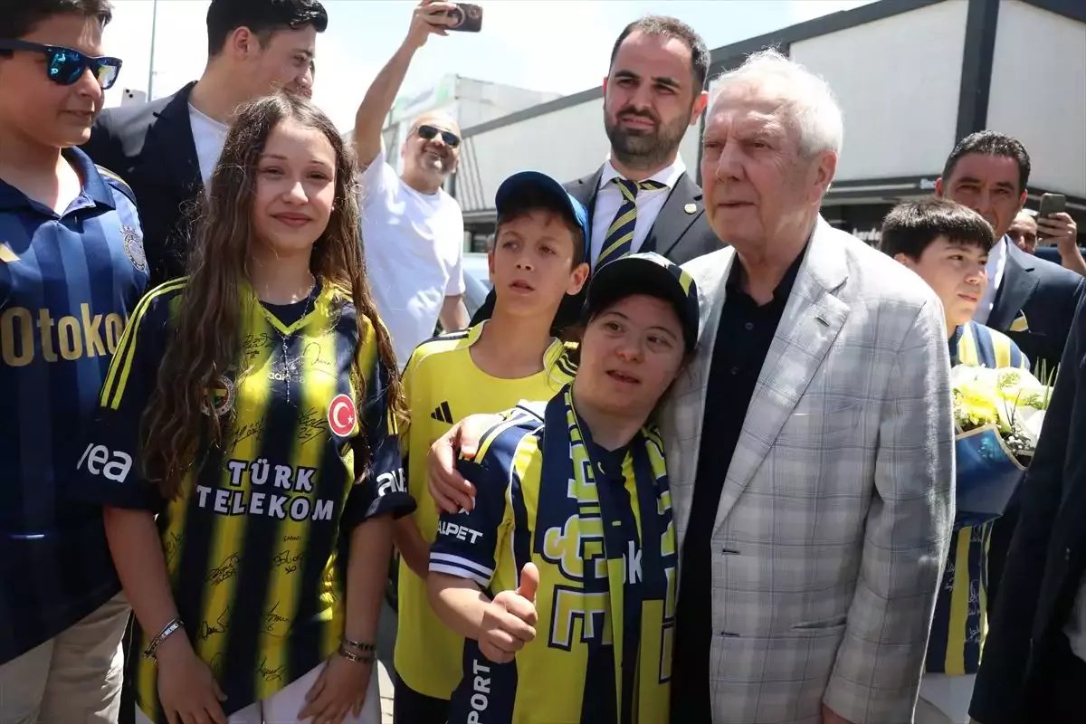 Aziz Yıldırım