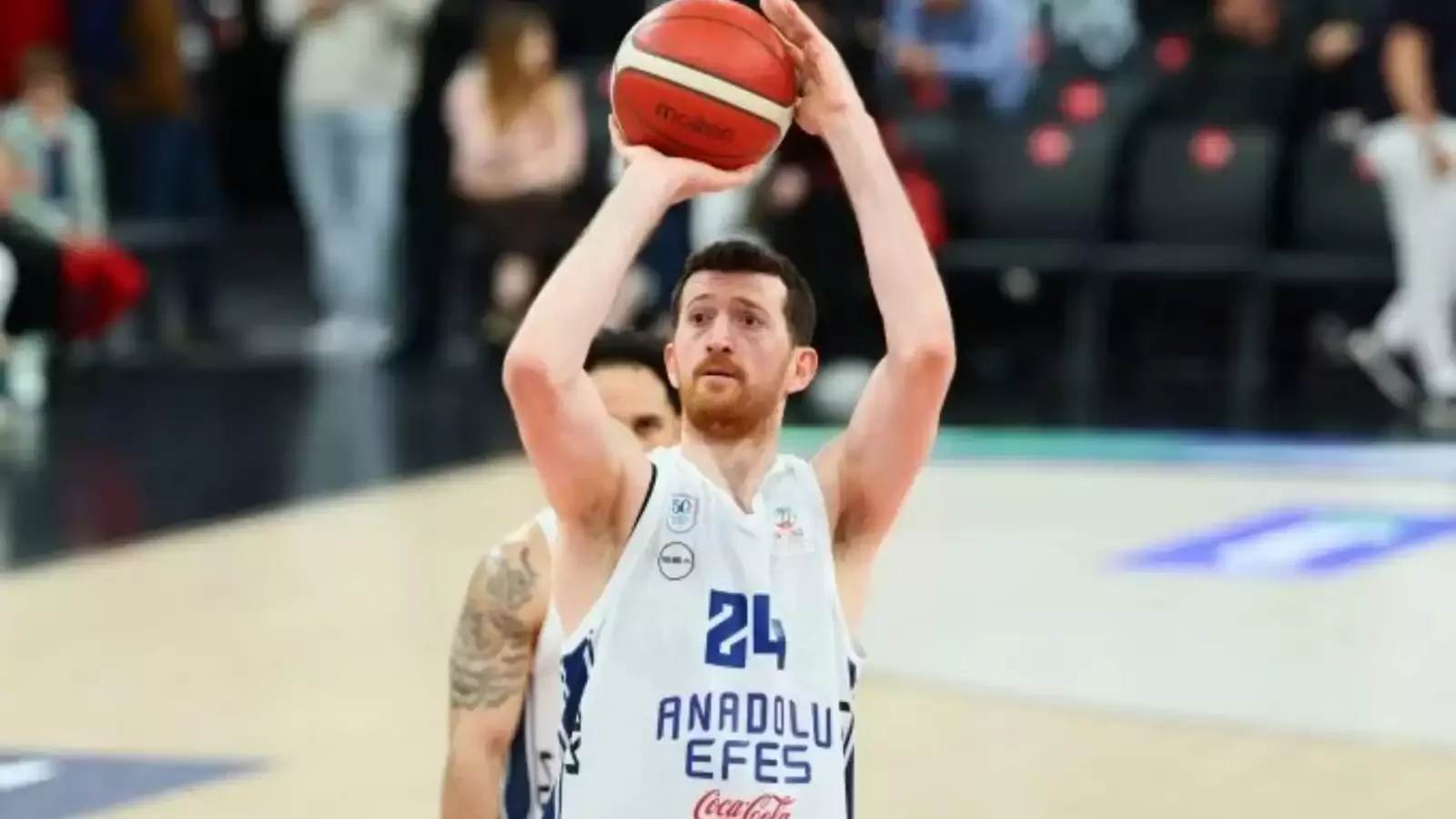 Anadolu Efes Mersin'de son anda kazandı!