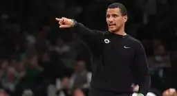 NBA'de yılın başantrenörü Joe Mazzulla oldu