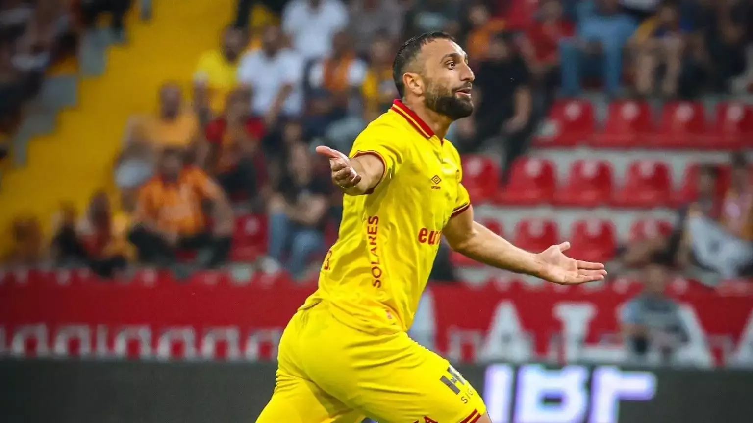 Göztepe, Efkan Bekiroğlu’nun sözleşmesini uzattı!