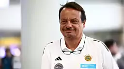 Ergin Ataman’dan ölüm kalım maçı öncesi mesaj içeren hareket