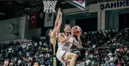 Gaziantep Basketbol, play-off yarı final serisinde 1-0 ne geçti