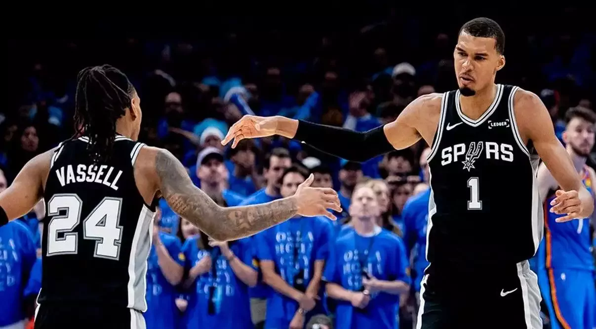 Victor Wembanyama tarihe geçti, Spurs konferans finaline galibiyetle başladı