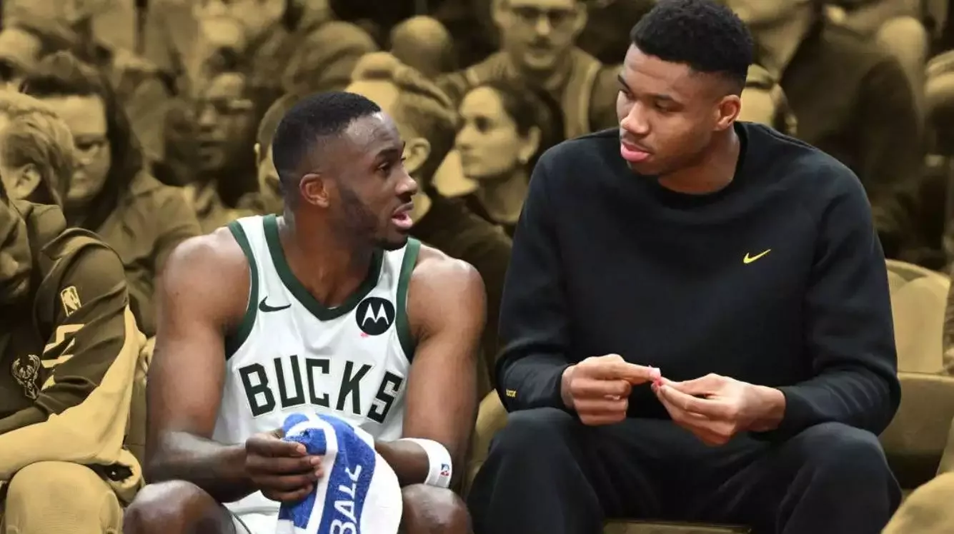 Milwauekee Bucks'ta forma giyen Yunan basketbolcu Thanasis Antetokounmpo Avrupa'ya dönüyor! İşte yeni adresi...