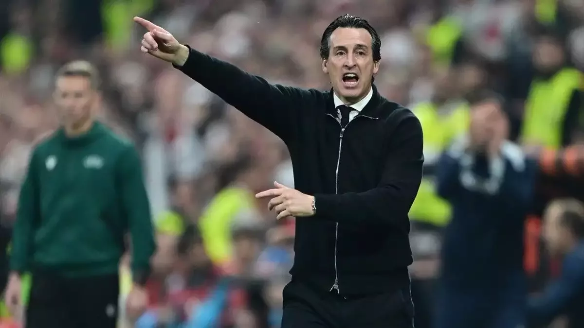 Aston Villa Teknik Direktörü Unai Emery