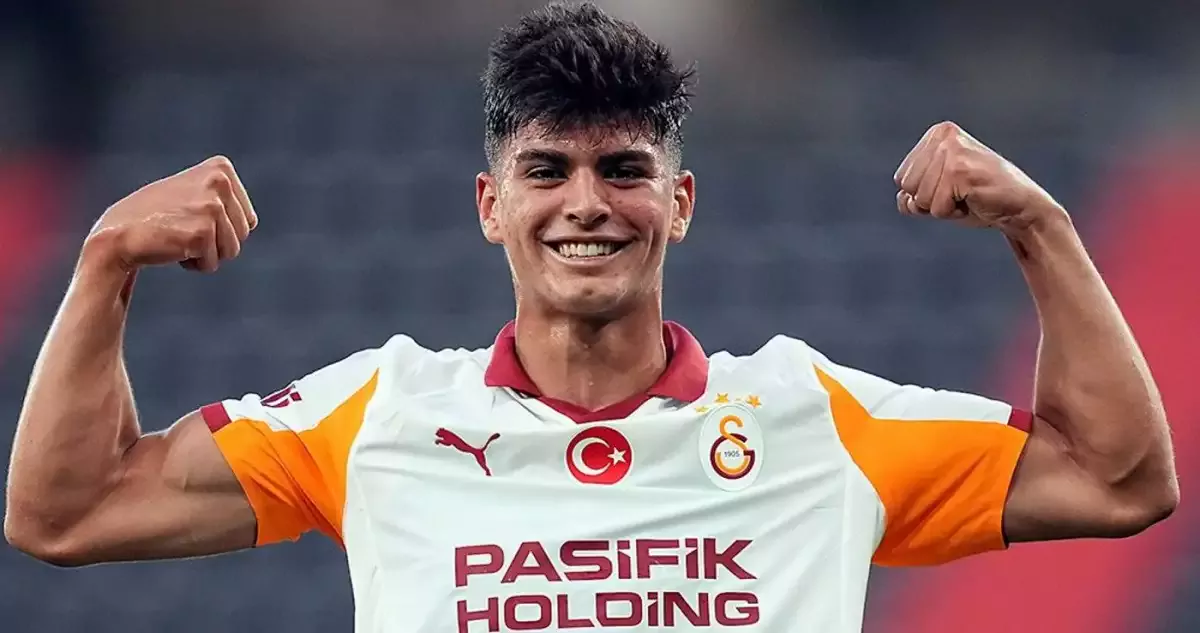 Arda Ünyay, Galatasaray'ın transfer gündemindeki yıldız hakkında konuştu: "Onunla oynamak her futbolcunun hayalidir"