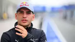 Ayhancan Güven’e Nürburgring'de! Yarış bariyerlerde sona erdi