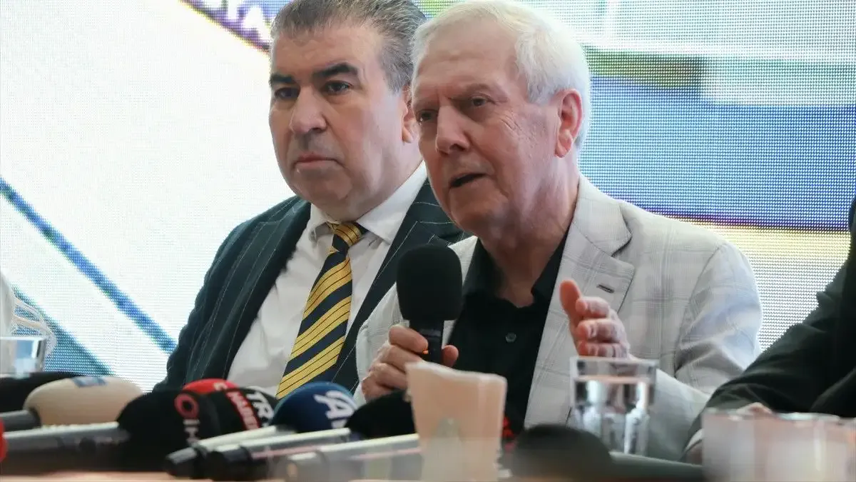 Aziz Yıldırım transfer müjdesini Kocaeli'nde verdi
