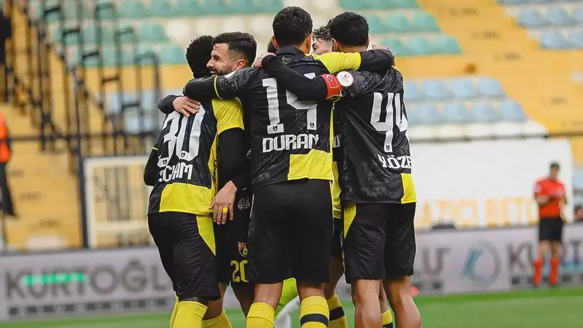 İstanbulspor 8 - 1 Adana Demirspor