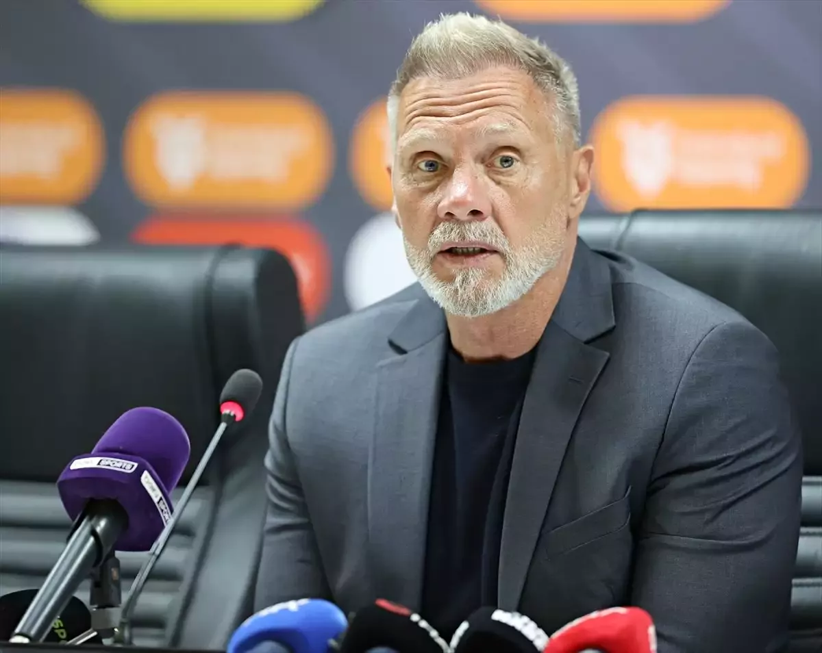 Samsunspor Teknik Direktörü Thorsten Fink