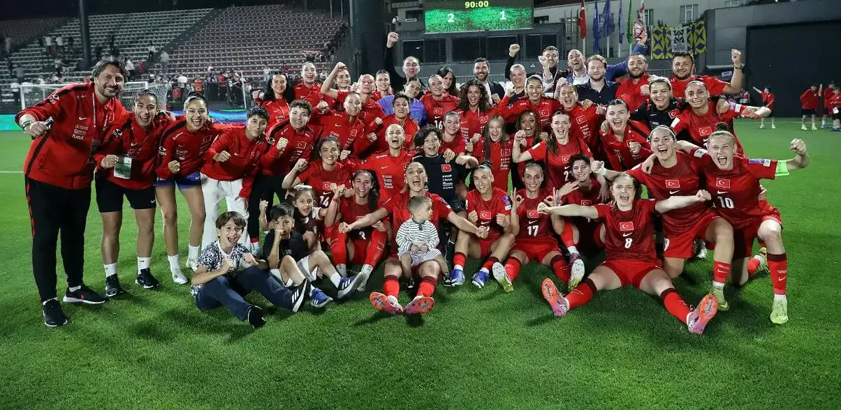 A Milli Kadın Futbol Takımı, yarın Malta'ya konuk olacak