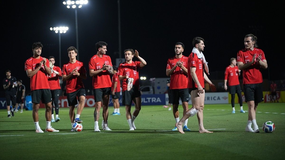 A Milli Futbol Takımı, Arizona'daki ilk idmanını t