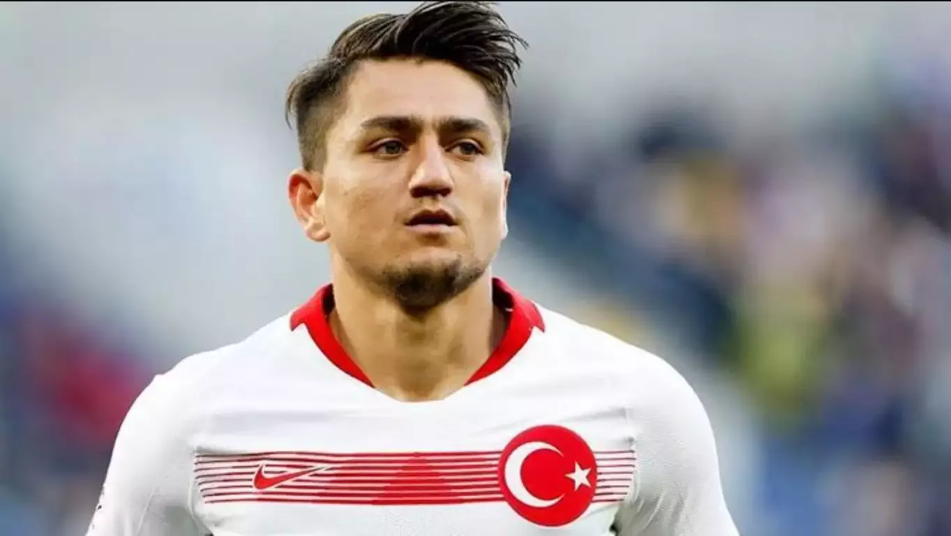Cengiz Ünder geri döndüğünü paylaşımla duyurdu