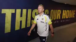 Dirk Kuyt, yeniden Fenerbahçe'de!