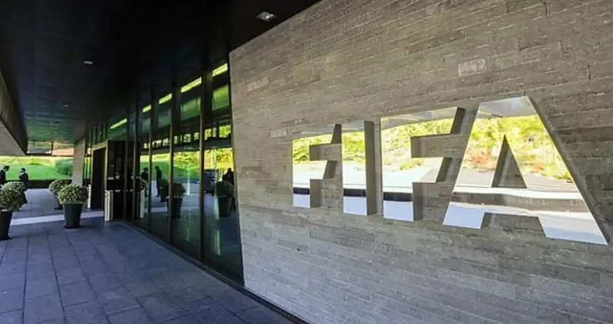 FIFA ve FIFPRO'dan futbolcu sözleşmeleri için devrim yaratacak karar!