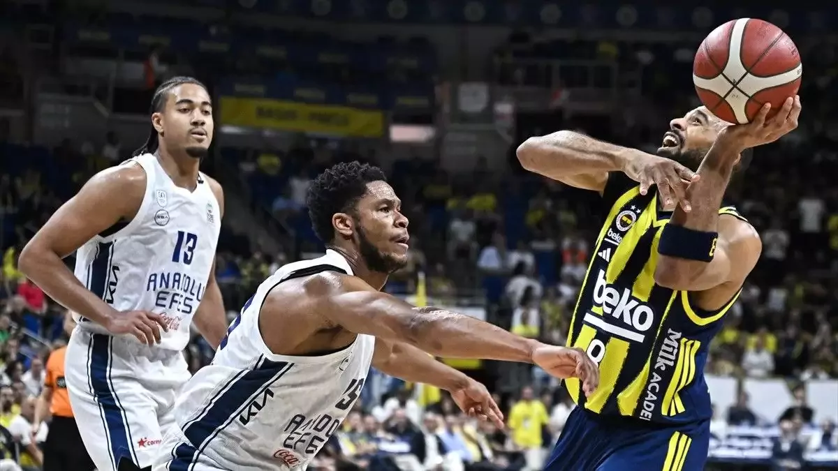 (Yazılı Özet) Fenerbahçe Beko 73-72 Anadolu Efes