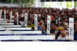 Fenerbahçe Kulübünün olağanüstü seçimli genel kurulunda oy verme işlemi tamamlandı