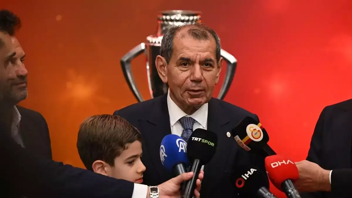 Dursun Özbek: "27. şampiyonluk topun ağzında"
