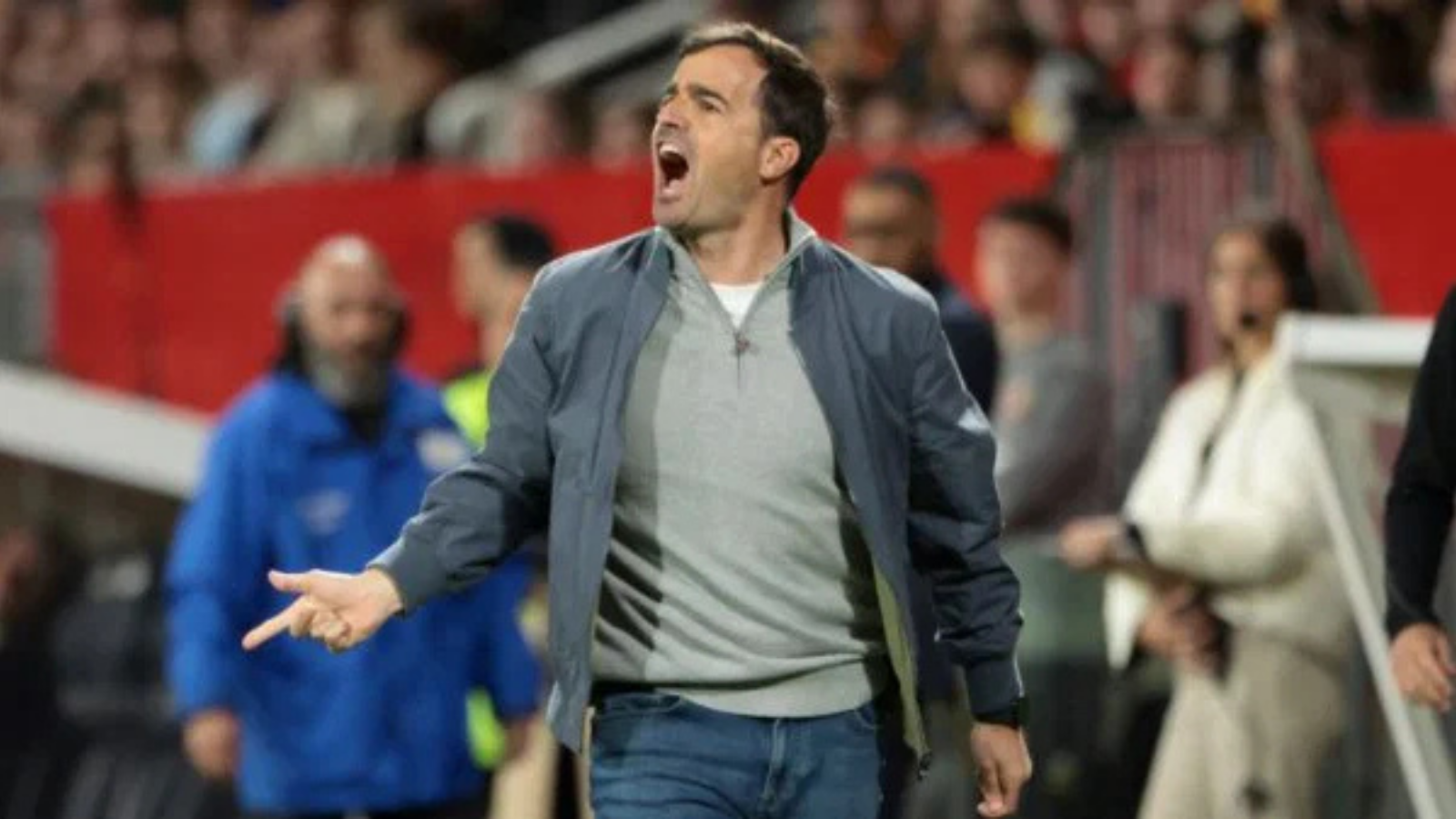 Leverkusen’de yeni dönem! Carles Martinez için Xab