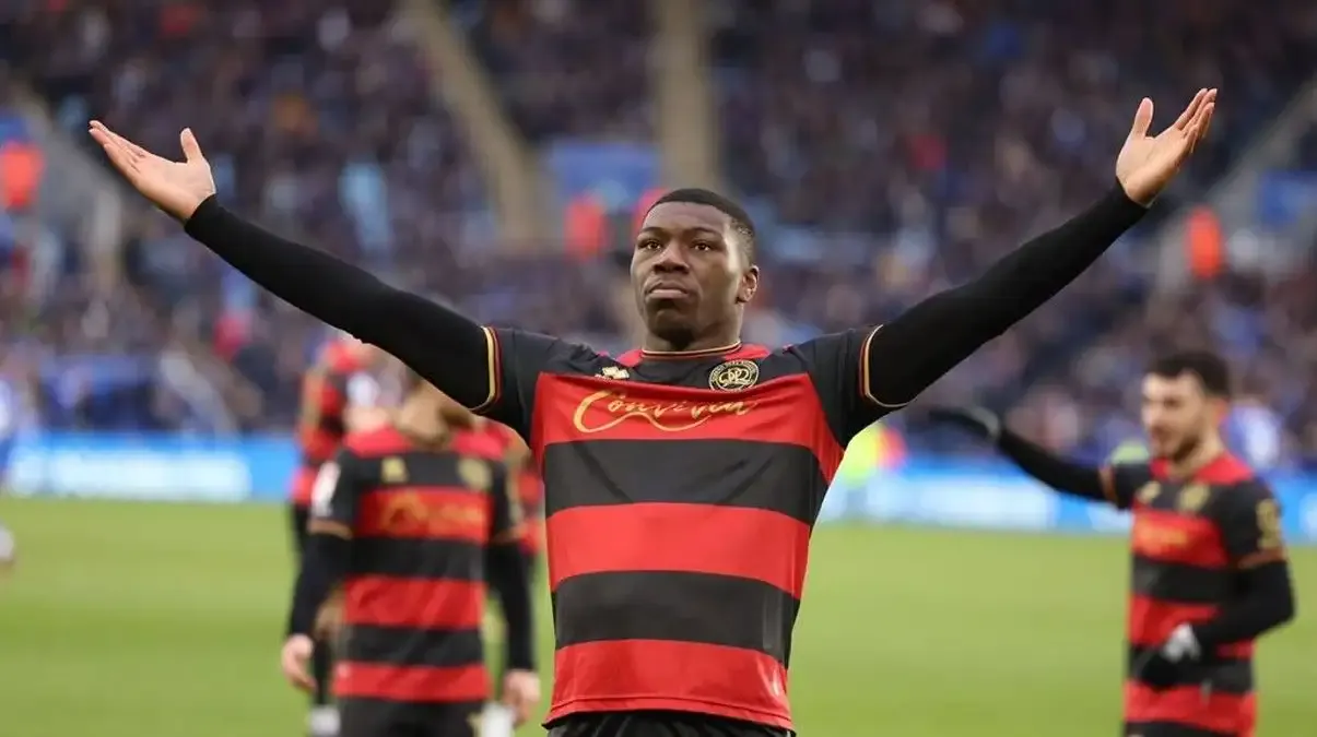 Göztepe sezonun ilk transferini yaptı! Sinclair Armstrong sağlık kontrolü için İzmir'e getirildi