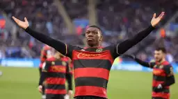 Göztepe sezonun ilk transferini yaptı! Sinclair Armstrong sağlık kontrolü için İzmir'e getirildi