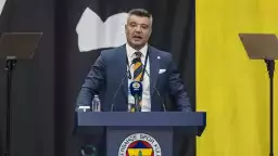 Sadettin Saran: "Alnım ak, başım dik bir şekilde ayrılıyorum"