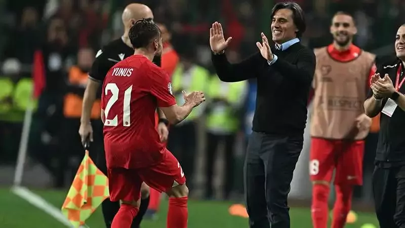 A Milli Futbol Takımı Teknik Direktörü Vincenzo Montella