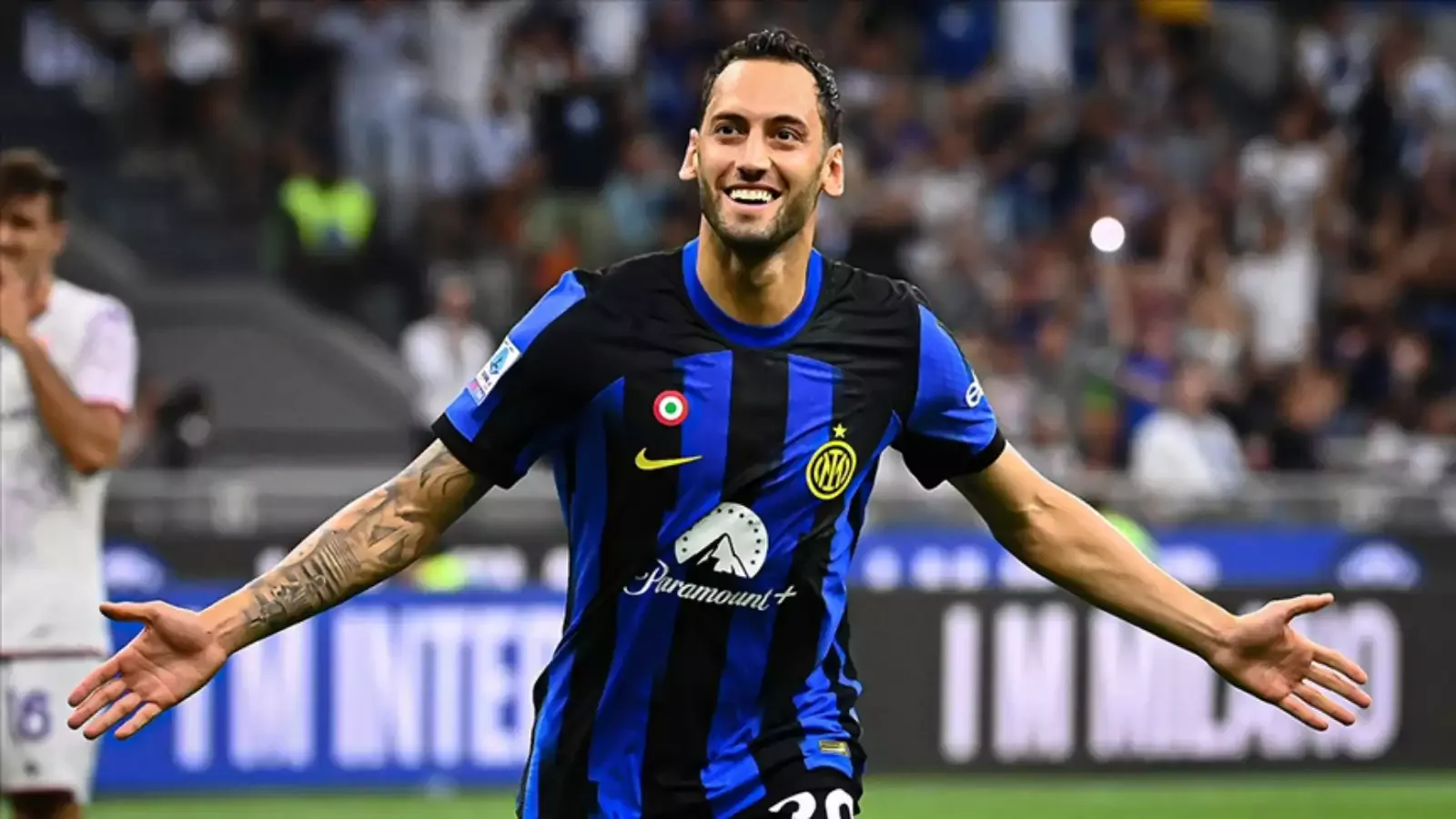 Hakan Safi anlaşmıştı, Aziz Yıldırım'dan Hakan Çalhanoğlu kararı!