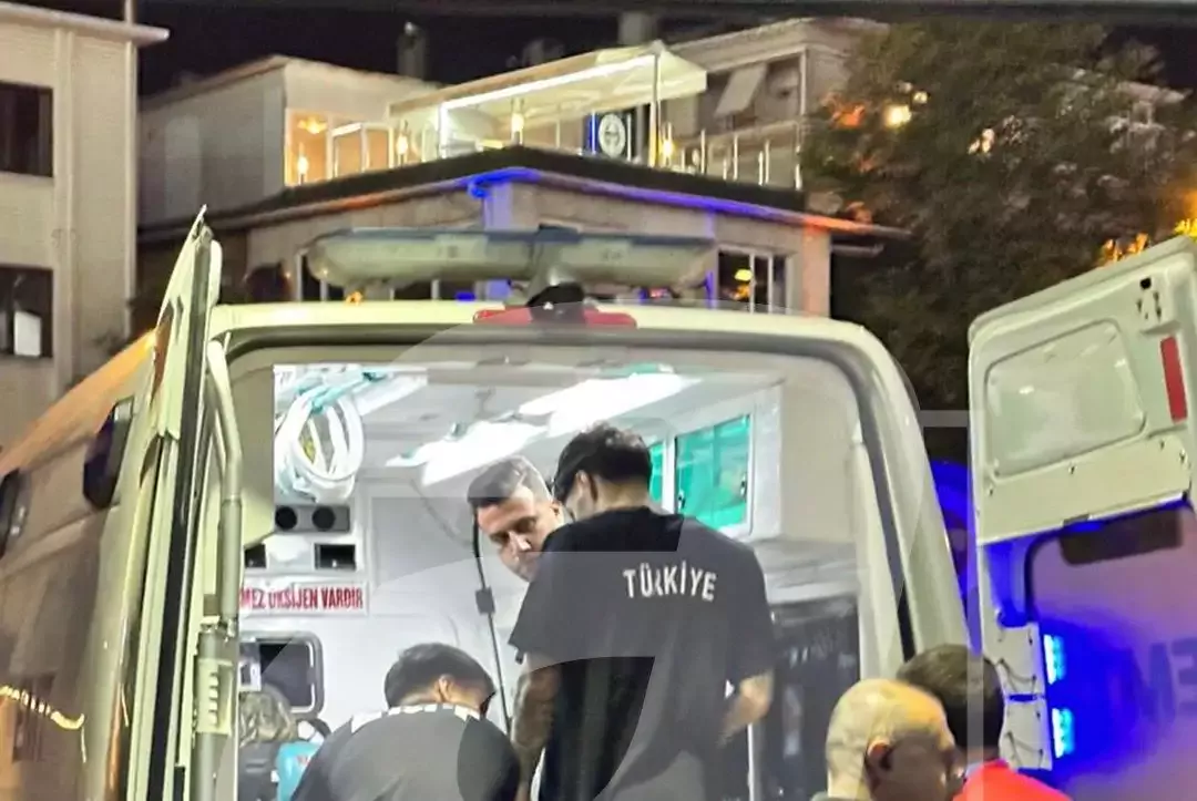 Eren Elmalı hastaneye götürülürken