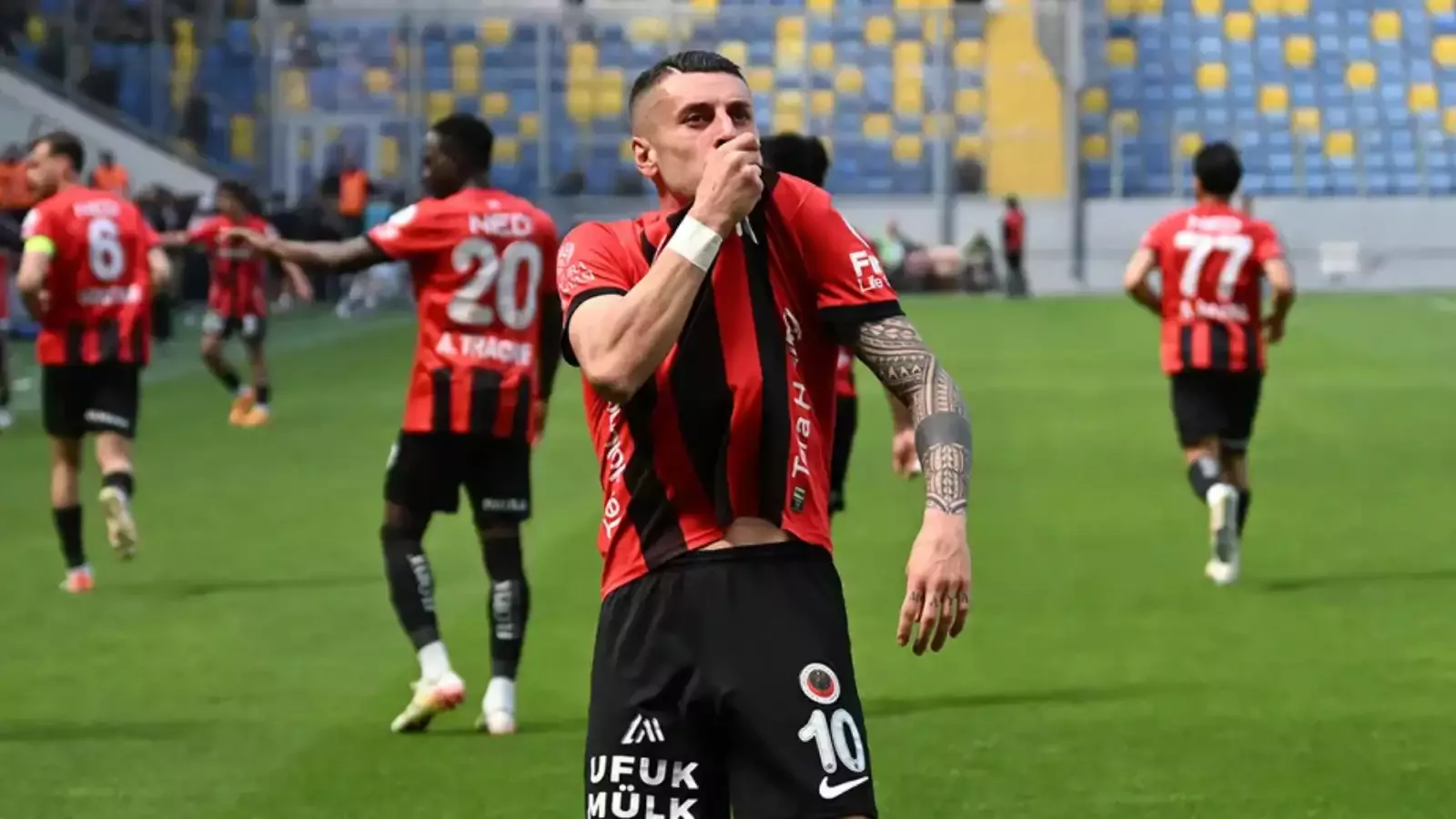 Trabzonspor’dan yerli hamle! Metehan Mimaroğlu transfer edildi