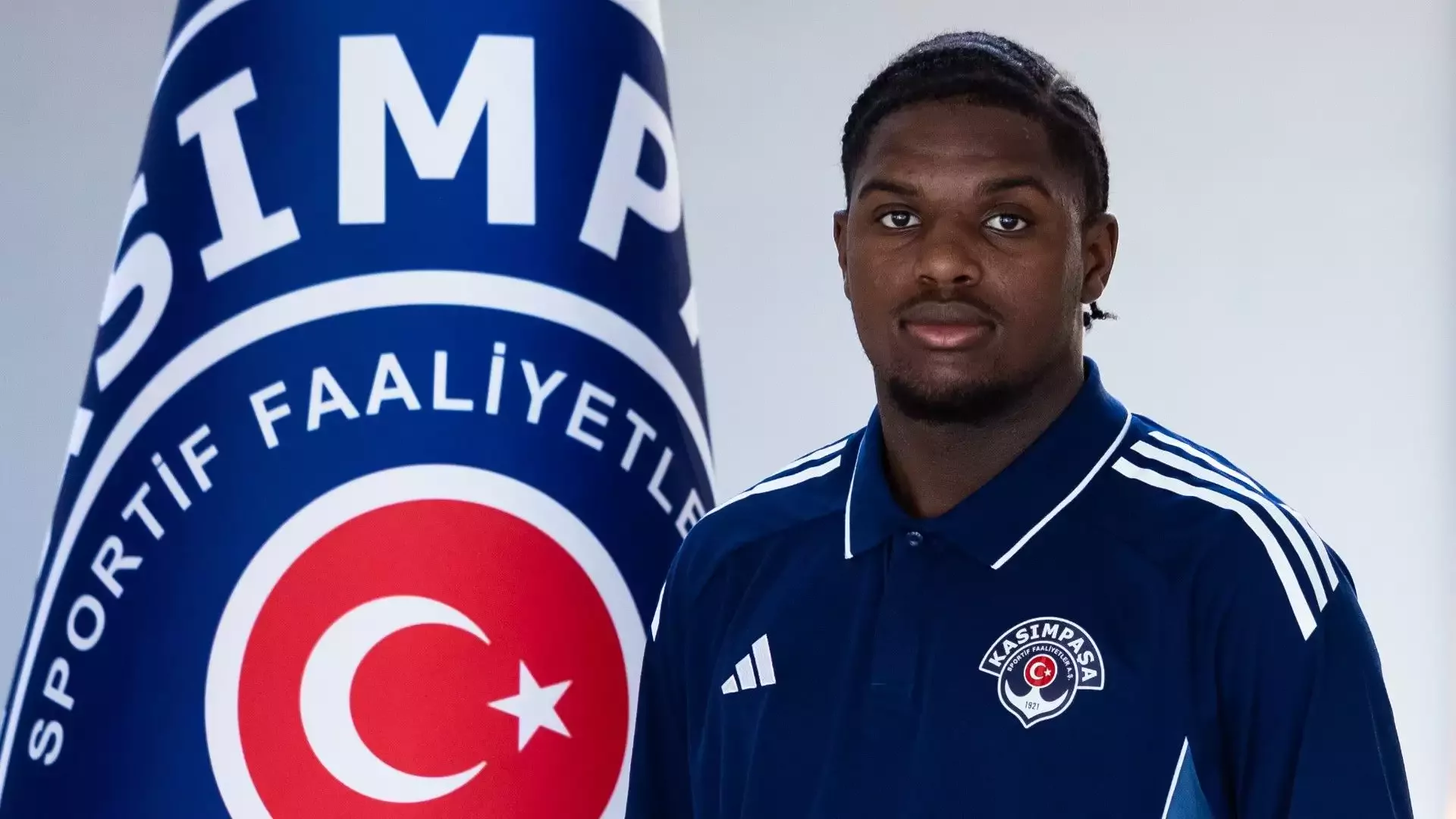 Kasımpaşa'dan ön libero transferi! Resmen açıklandı