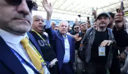 Fenerbahçe'de kritik toplantı! Aykut Kocaman'ın Kaderini oylama belirleyecek