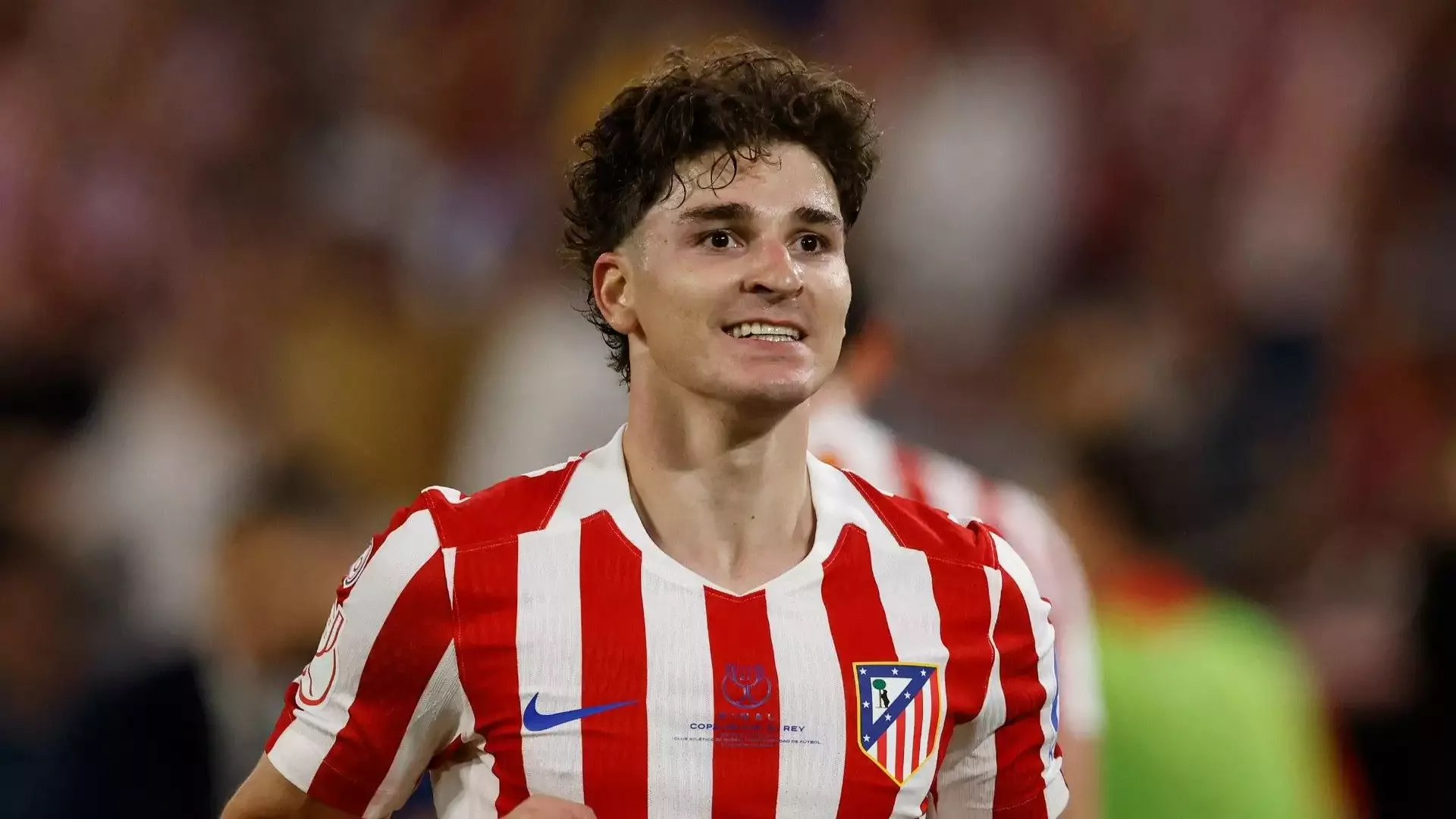 Real Madrid Julian Alvarez transferinden çekildi! Barcelona masada