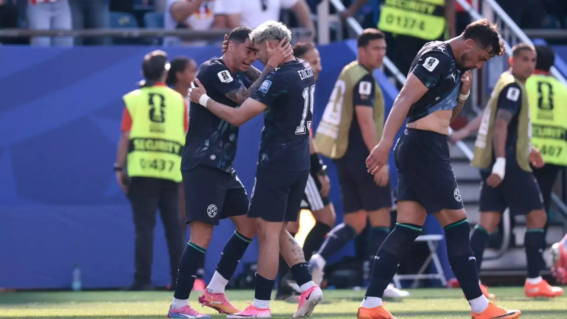 Almanya'yı kupadan eden penaltı krizi! Tah...