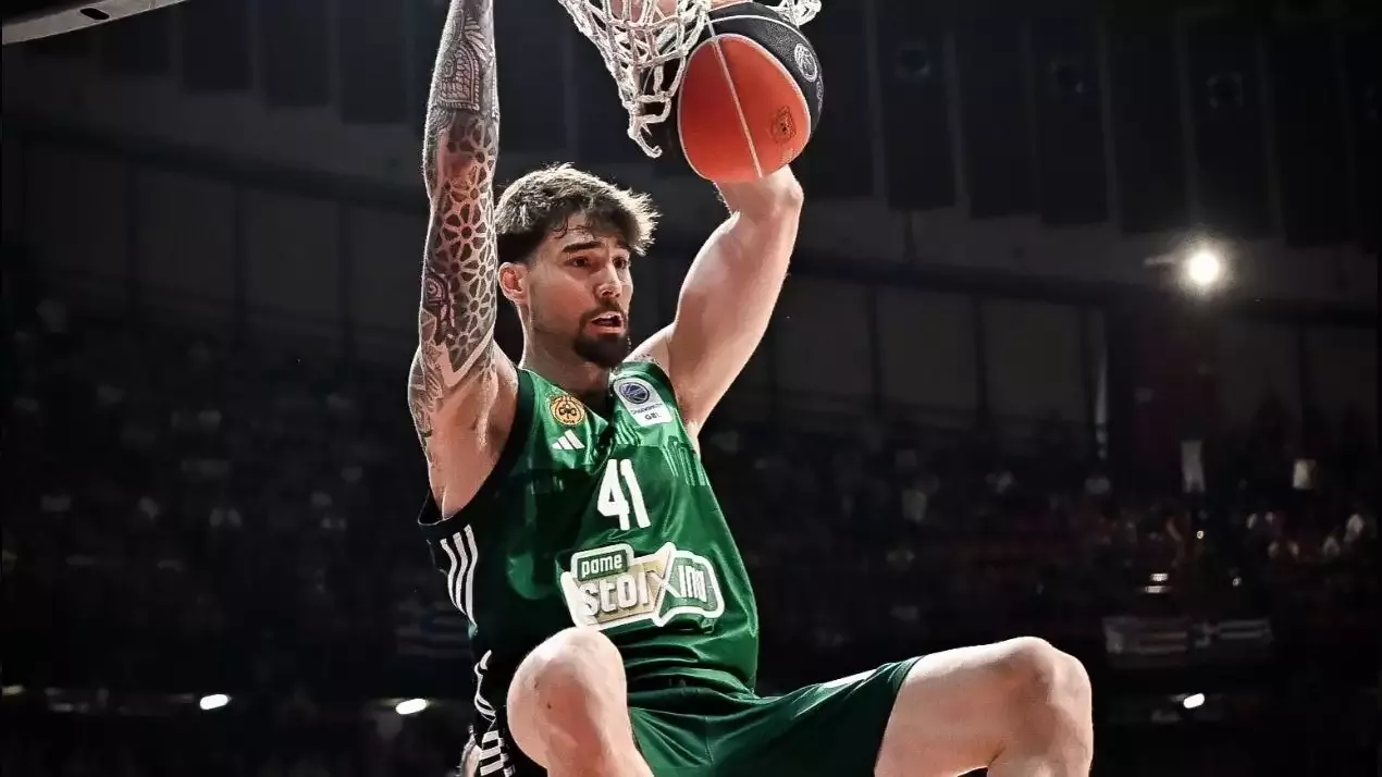 Bütün aksiliklere rağmen Panathinaikos seriyi son maça taşıdı!