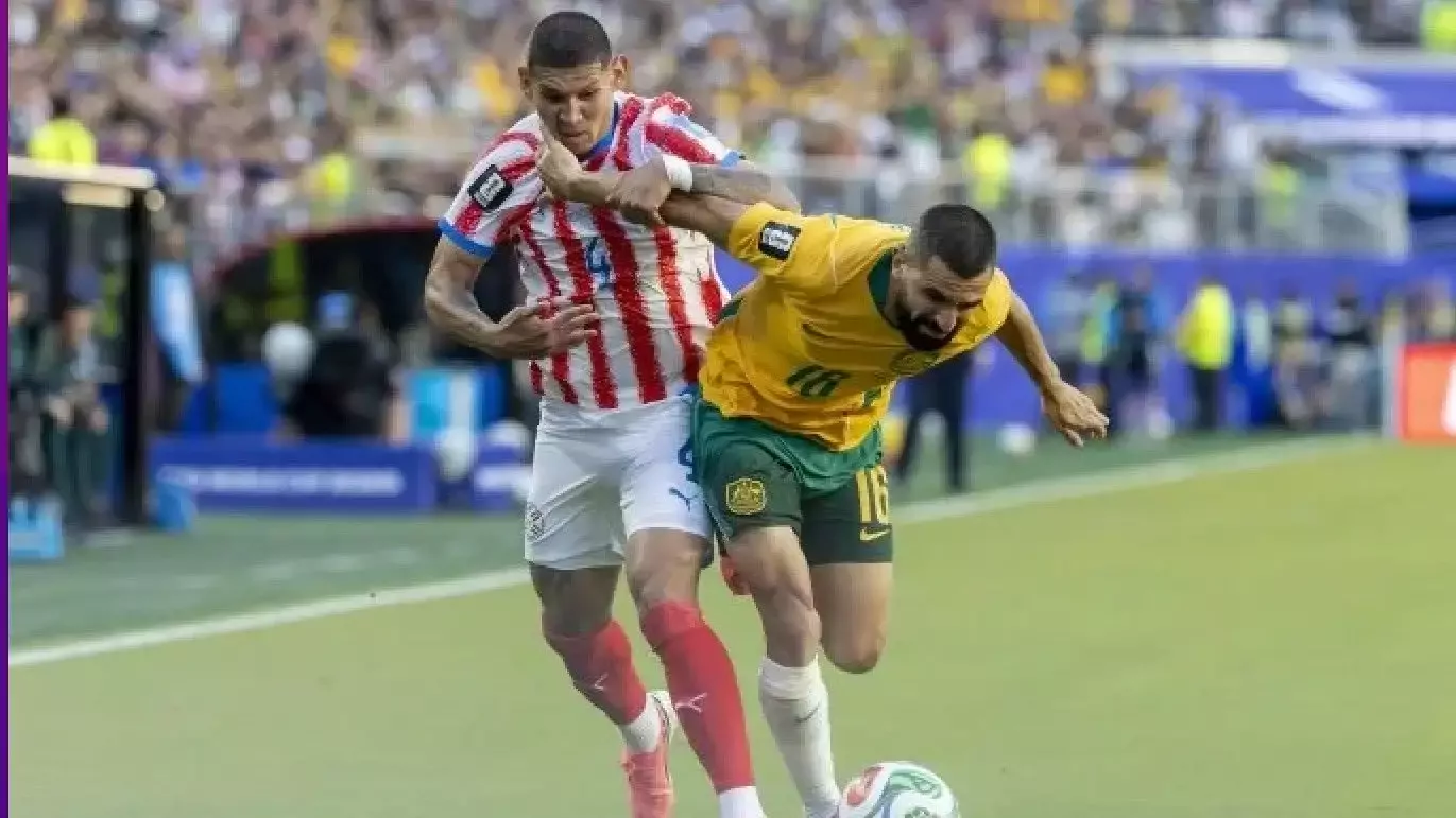 Avustralya ve Paraguay el ele son 32 turunda!