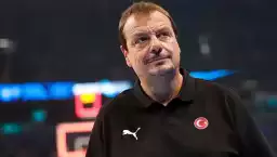 A Milli Basketbol Takımı Başantrenörü Ergin Ataman: "6'da 6 yaparak 2. tura gitmek istiyoruz"