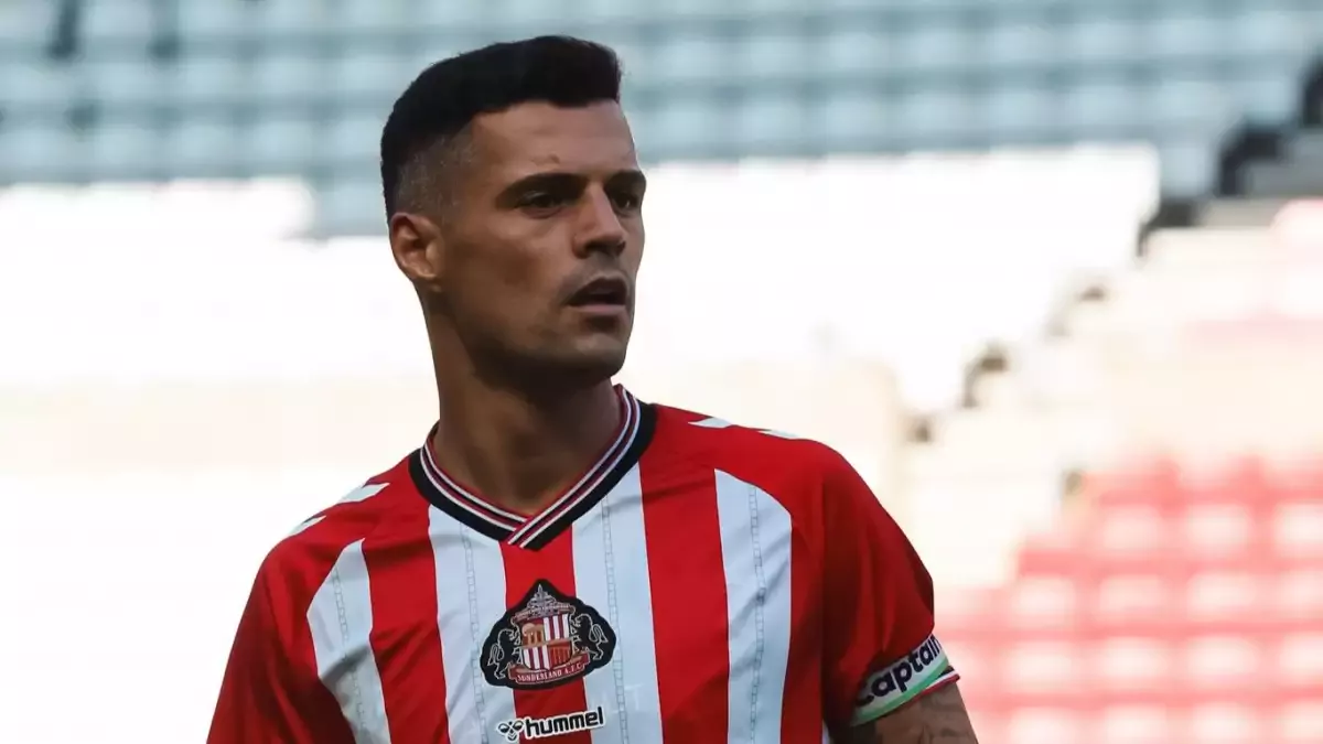 Beşiktaş'ta Xhaka sesleri! Serdal Adalı kolları sıvadı